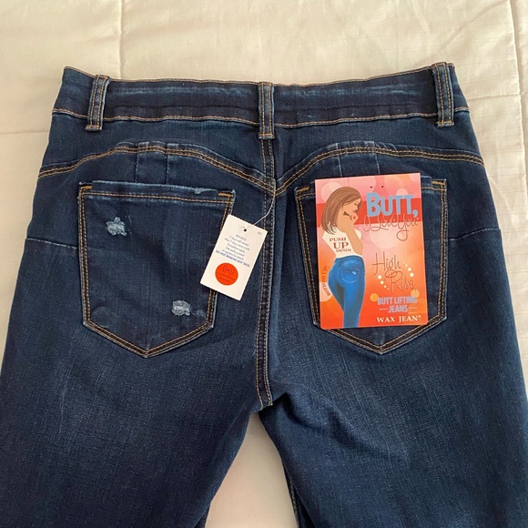 Dark blue denim jeans with small patches - Picture 2 of 2